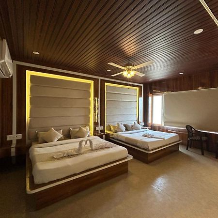 Hotel Dev Ganga Rishīkesh 외부 사진