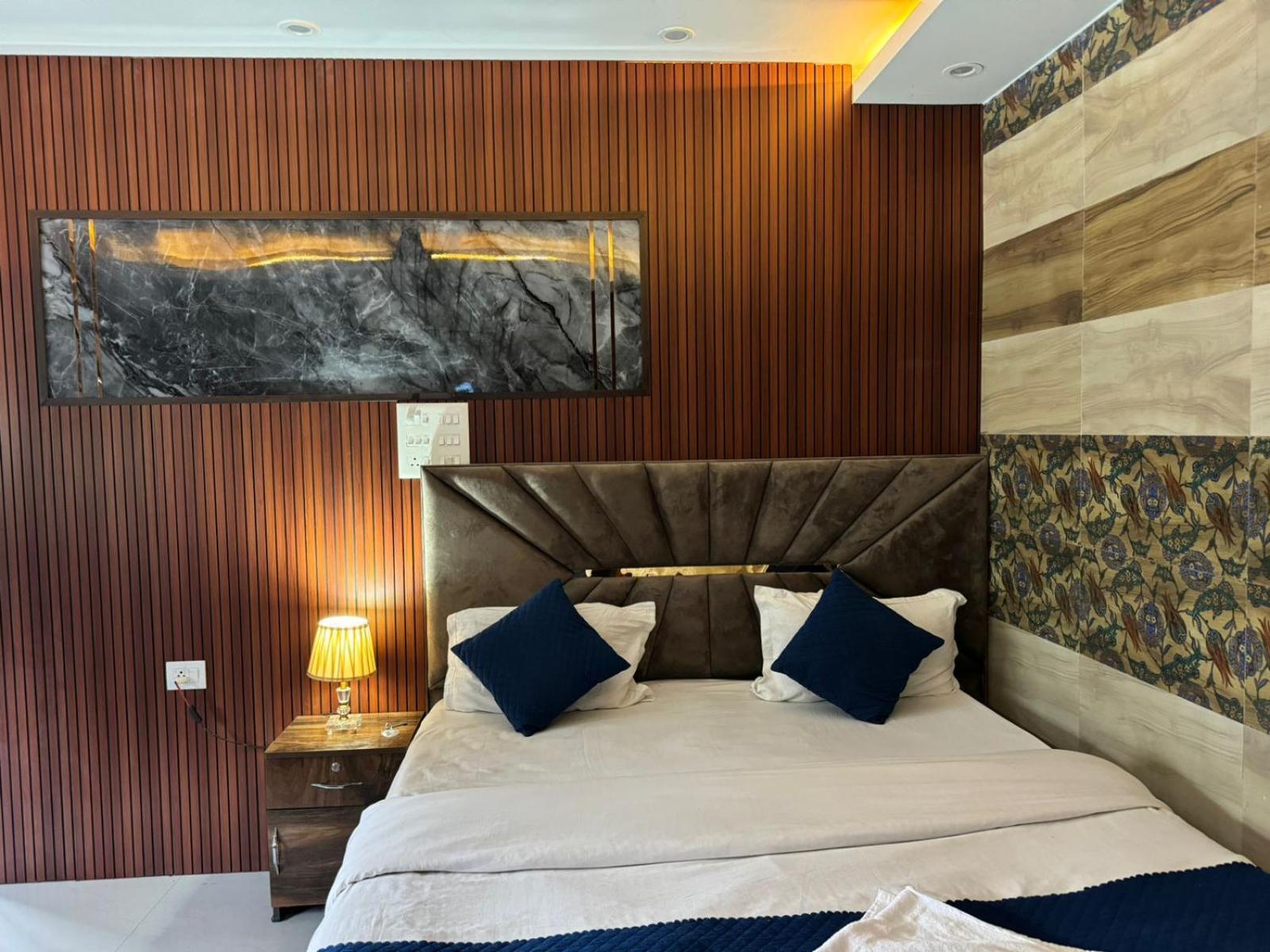 Hotel Dev Ganga Rishīkesh 외부 사진