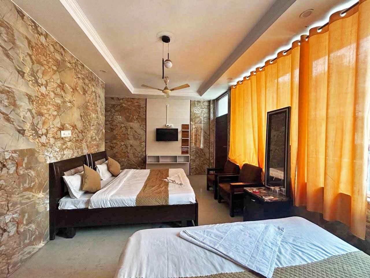 Hotel Dev Ganga Rishīkesh 외부 사진