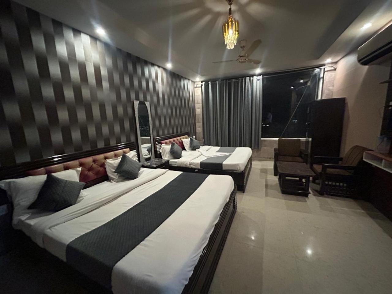 Hotel Dev Ganga Rishīkesh 외부 사진