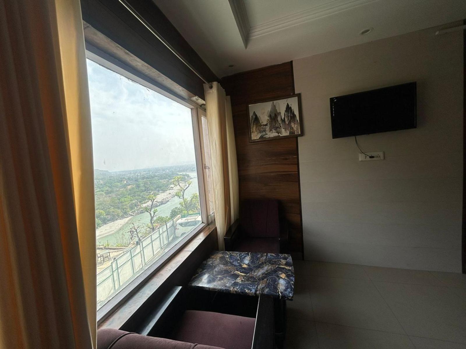 Hotel Dev Ganga Rishīkesh 외부 사진