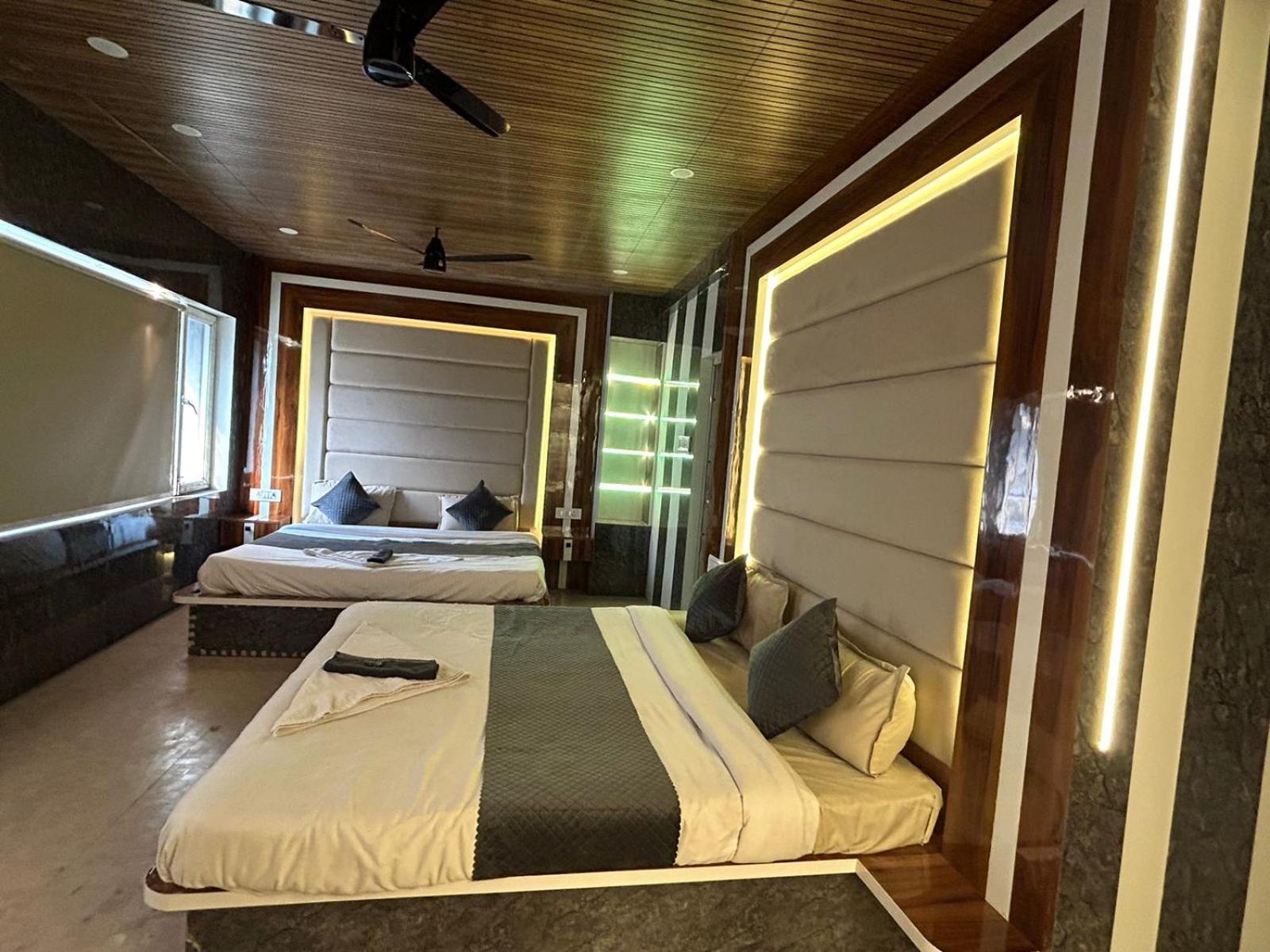 Hotel Dev Ganga Rishīkesh 외부 사진